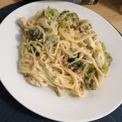 A picture of Chicken Bacon Broccoli Alfredo by Tasty.
