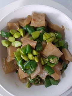 Foto resep Tumis kikil pete Cabai ijo