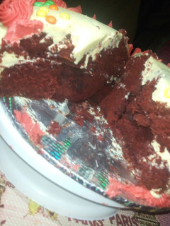 A picture of Red velvet cake.
