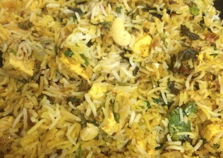 Simple Way to Make Quick Paneer Biryani