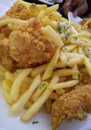 A picture of Sour fish and chips.