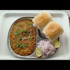 A picture of Pav Bhaji.