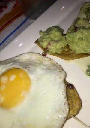 Una foto de Batatas con palta !
