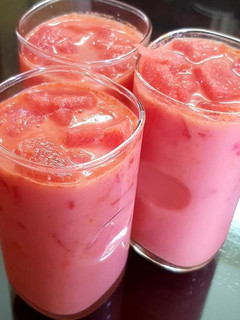 A picture of Watermelon juice.