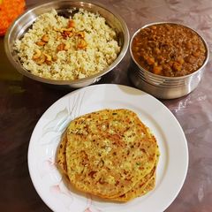 A picture of Paneer paratha.