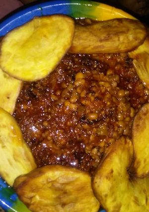 A picture of Beans and potatoes with classic freid stew.