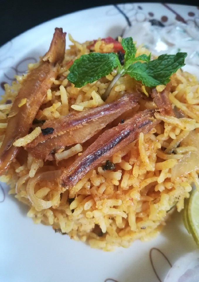 கருவாட்டு பிரியாணி செய்முறை முக்கிய புகைப்படம்