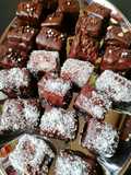 Quadrotti con glassa al cioccolato
