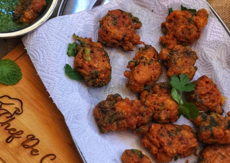 Tasty And Delicious of Chicken pakoras