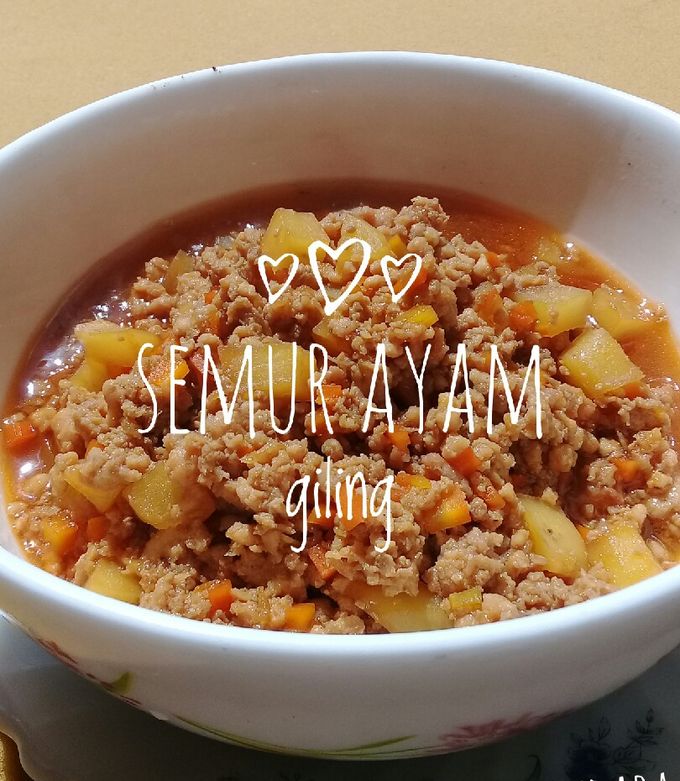 Foto resep MPASI 1+ Semur Ayam Giling
