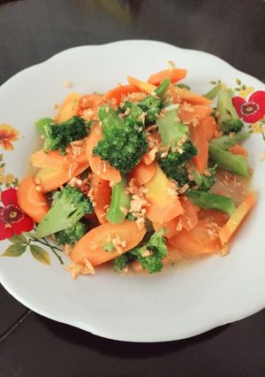 Foto resep Cah brokoli wortel