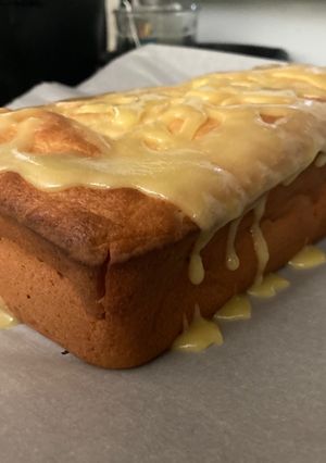 A picture of Summertime Orange Cake with Icing.