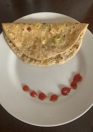 A picture of Aloo Paratha.