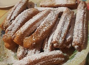 Una foto de Churros c/s manjar