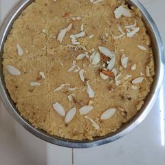 A picture of Suji Burfi.