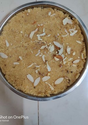 A picture of Suji Burfi.