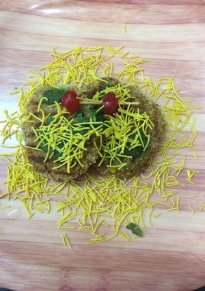 A picture of Veggie shami kabab.