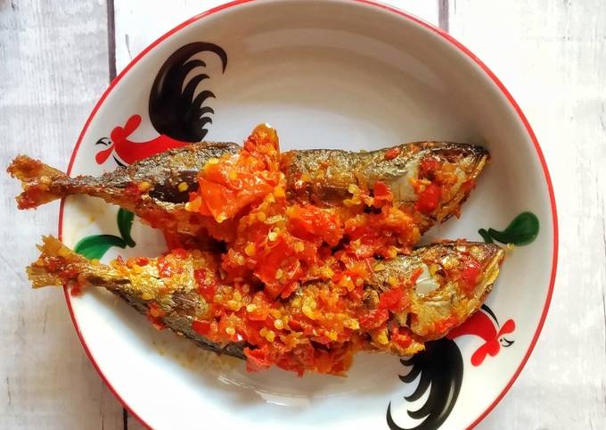 Resep Ikan Kembung Goreng Balado Oleh Dde Winda - Cookpad