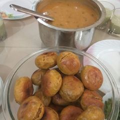 A picture of Dal bati.