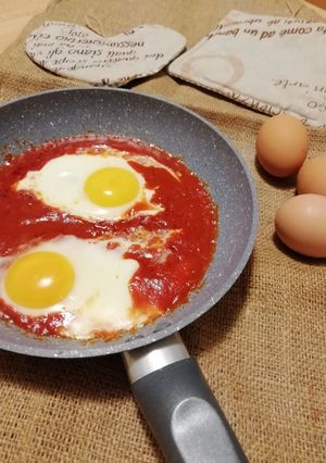 Foto di Uova con sugo