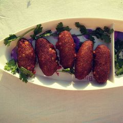 A picture of Sabudana kebabs.