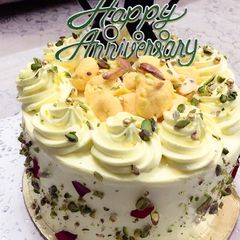 A picture of Eggless rasmalai cake.