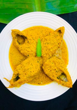 ভাপা ইলিশ/ সর্ষে ইলিশ (bhapa ilish/ sorse ilish recipe in Bengali) রেসিপির প্রধান ছবি