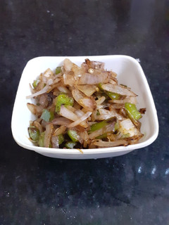#lockdown Onion capsicum fry செய்முறை முக்கிய புகைப்படம்