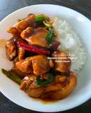 Boneless Chicken Thighs in Oyster Sauce