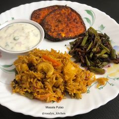 A picture of Masala Pulao (Vegetable Pulao).