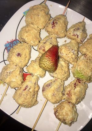 Una foto de Fresas Con Chocolate Blanco y Maní