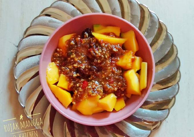 How to Prepare Delicious Rujak mangga