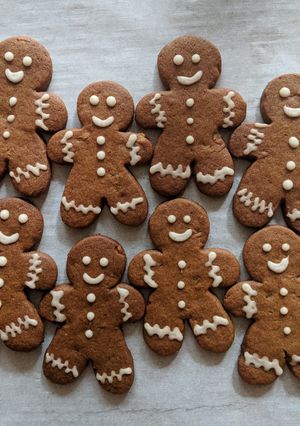 A picture of Gingersnap Cookies.
