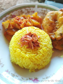 Foto resep Nasi kuning rice cooker