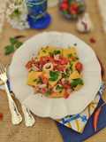 Pasta con datterini e calamari