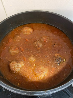 Una foto de Albóndigas con salsa