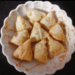 A picture of Crispy Mawa Samosa.