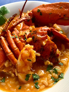 Una foto de Arroz con bogavante 🦞