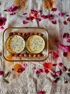 દૂધપાક (Doodhpak Recipe In Gujarati) રેસીપી મુખ્ય ફોટો