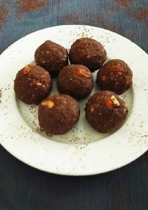 A picture of Dark Chocolate Buckwheat Ladoo.