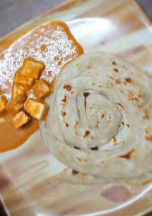 A picture of Homemade Parotta.
