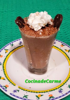 Una foto de Falso mousse de chocolate