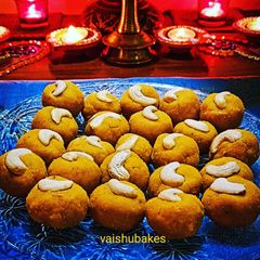 A picture of Besan Laddoo.