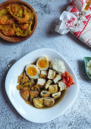 Foto resep Tahu Pong Khas Semarang