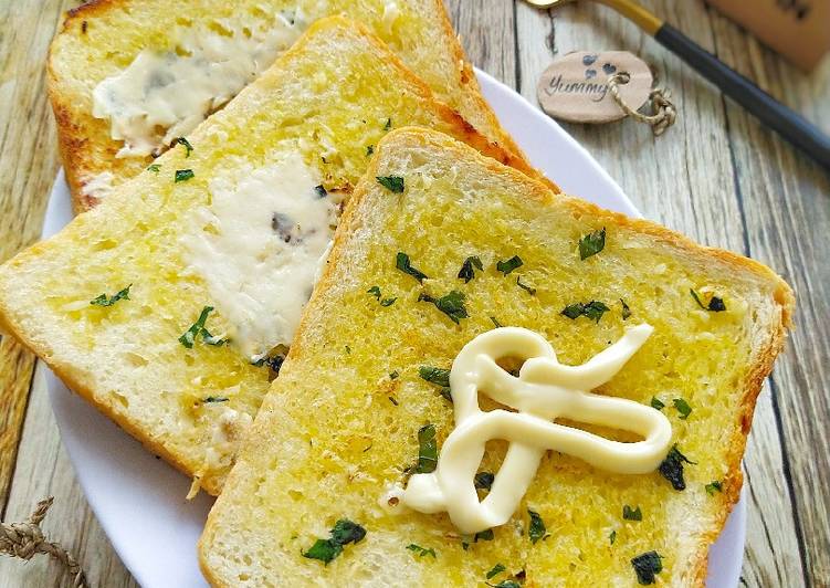 Garlic Cheese Bread