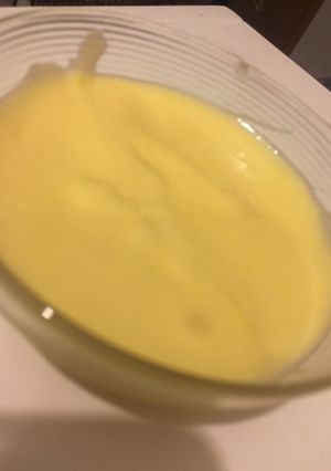 Una foto de Crema de limón 🍋sin maicena