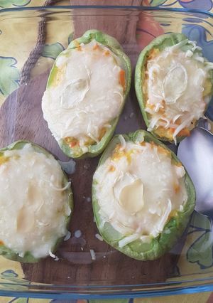 Una foto de Chayotes rellenos de zanahoria