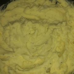 A picture of Homemade Mashed potatoes.