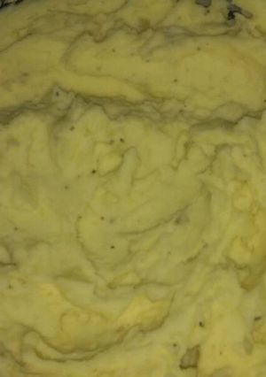 A picture of Homemade Mashed potatoes.