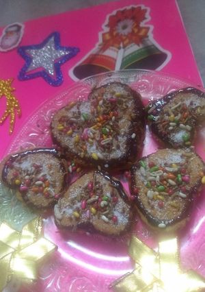 A picture of Christmas cookies.